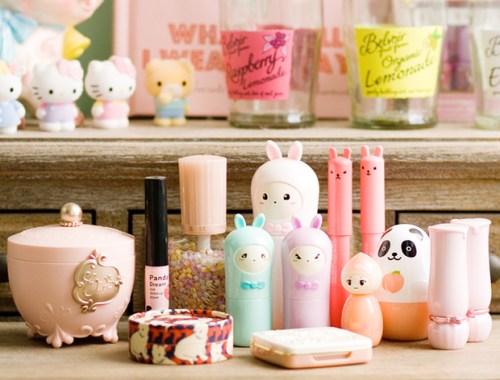 Typical examples of Japanese and Korean cosmetics...I want all of these...they are just too cute!