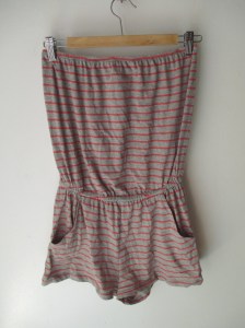 Every day during the hottest days in August, I wore this thing. My kid was sick of seeing it. ha ha